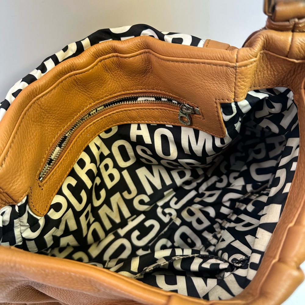 Marc by Marc Jacobs Classic Q Hillier Hobo (style M3113292) - Picture 5 of 5